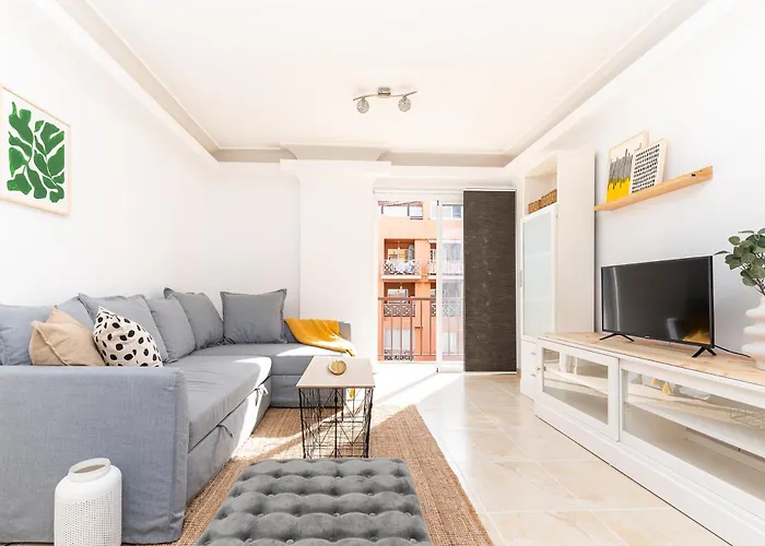 Coqueto Con Terraza Junto A Appartement *