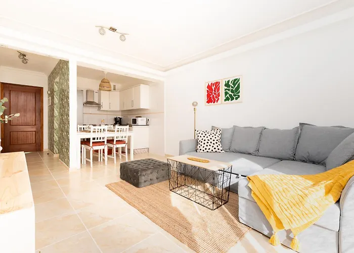 Coqueto Con Terraza Junto A * קנדלריה