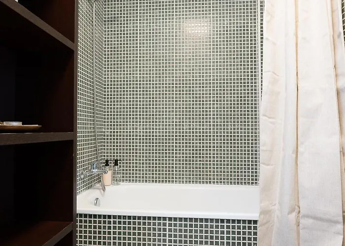 Coqueto Con Terraza Junto A * קנדלריה