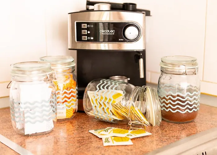 Coqueto Con Terraza Junto A דירה קנדלריה