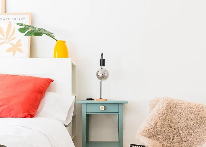 Coqueto Con Terraza Junto A Appartement